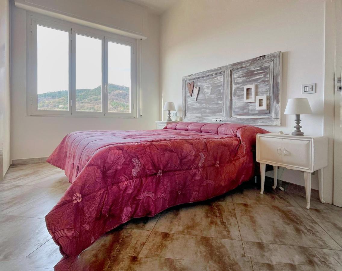 Il Nido Di Giraben Apartment Savona Exterior photo